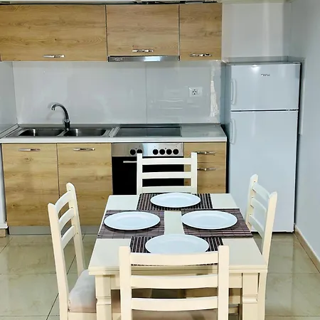 Clar Vlorë